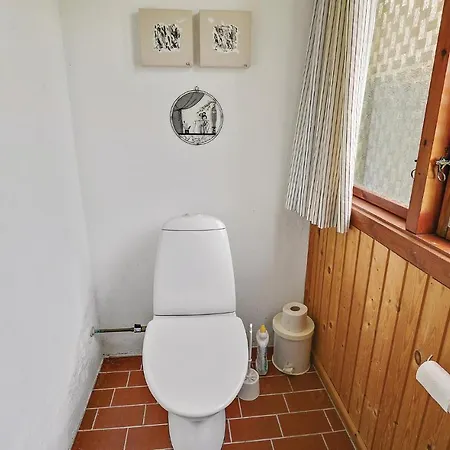Three Bedroom Holiday In Rorvig Vakantiehuis Asnæs